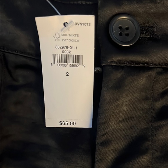 Express Black High Waist Satin Shorts - Picture 2 of 6